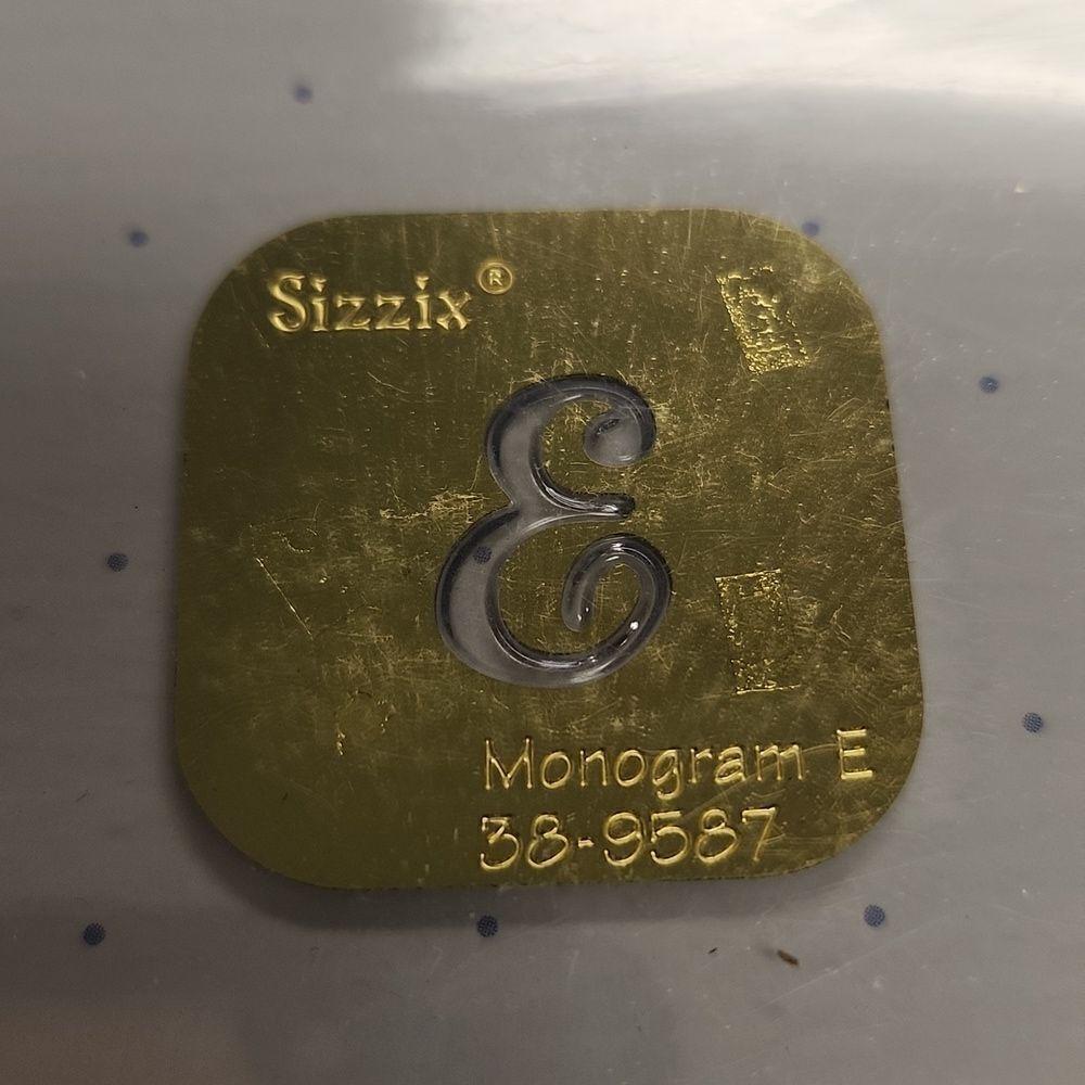 Sizzix Embossing Folder Monogram E